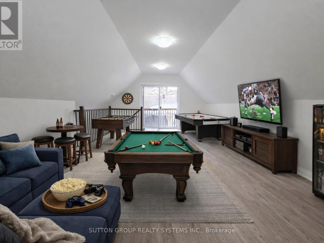 7701 DONER DRIVE, Green River