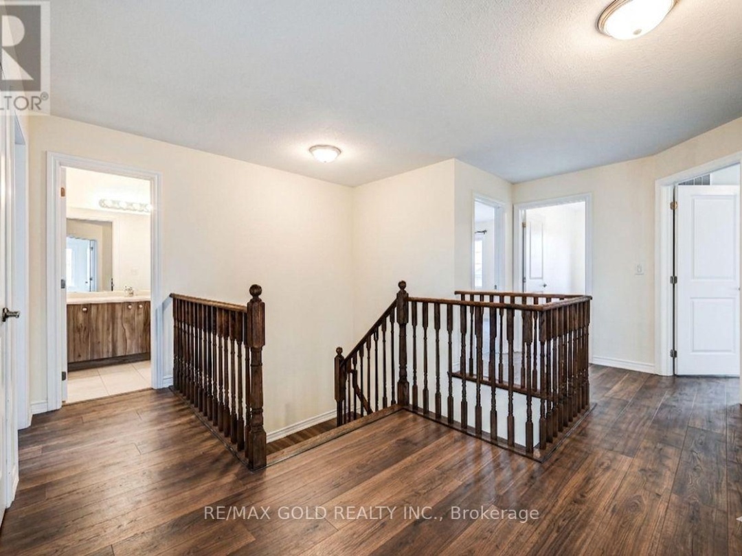84 ATLANTIS DRIVE W, Orillia