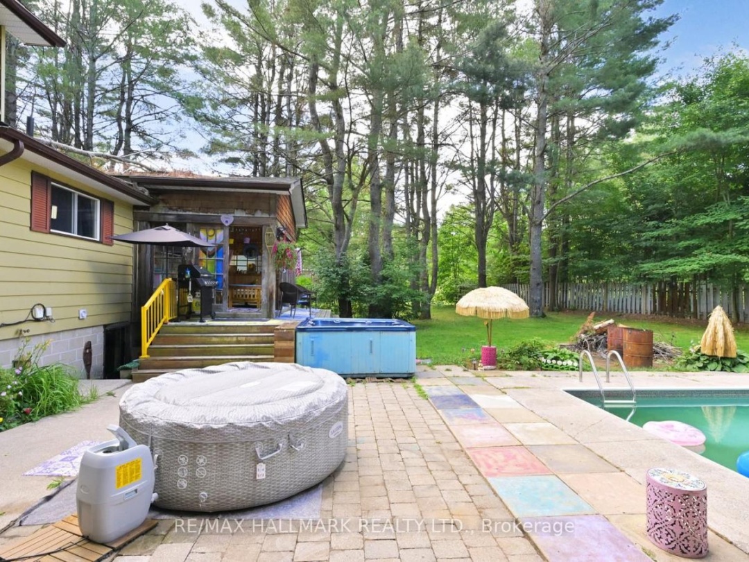 14 SELLENS AVENUE, Bracebridge (Macaulay)