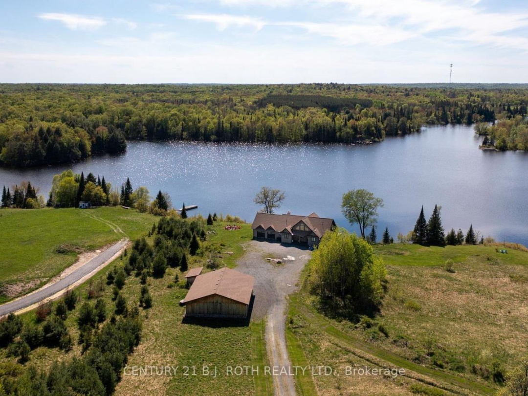 64 MCCORDS ROAD, Manitouwabing River