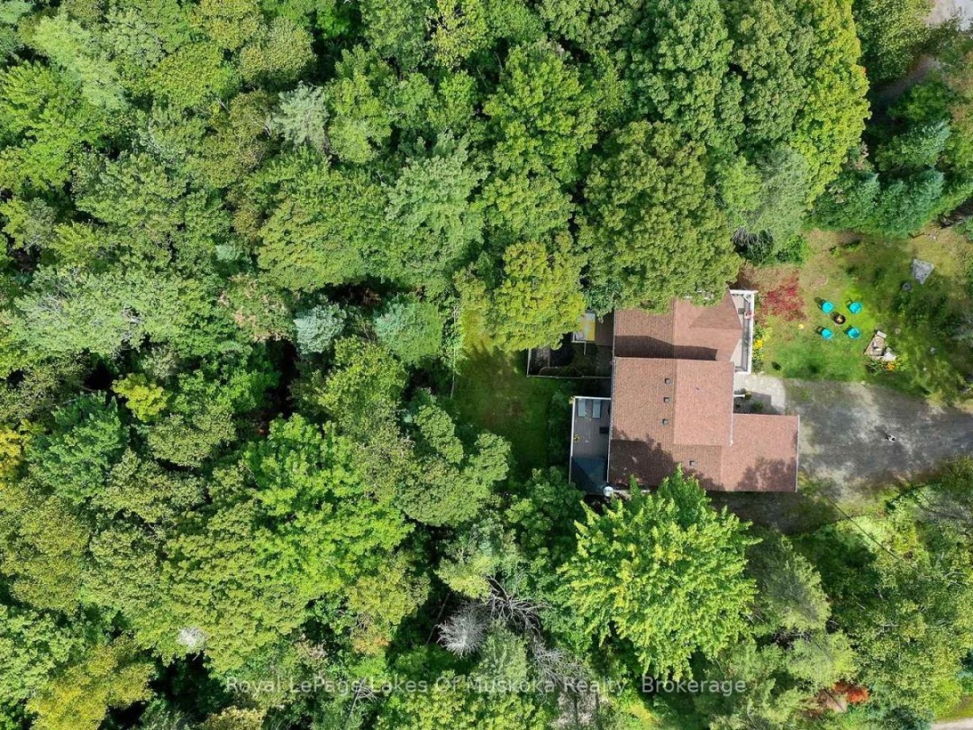 1588 SKYLINE DRIVE, Peninsula Lake