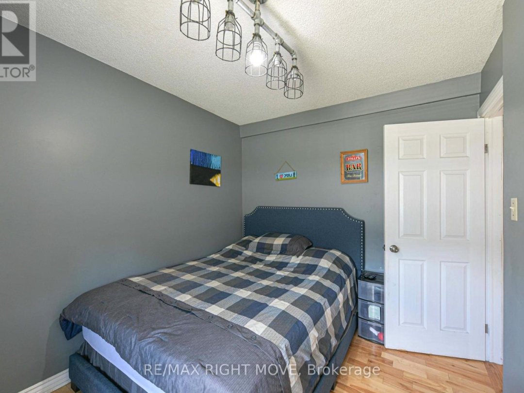 3323 PARK ROAD, 