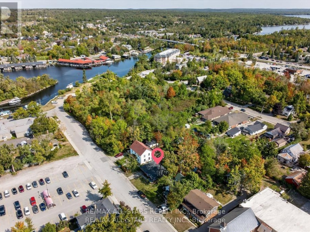 34 WILLIAM STREET, Kawartha Lakes (Bobcaygeon)