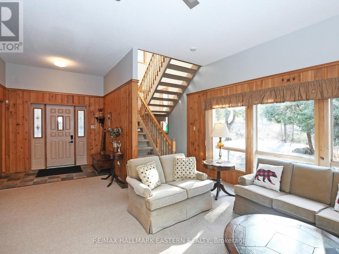 326 Indian Point Road, Balsam Lake