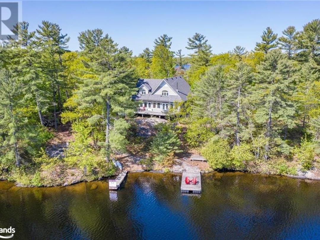 1320 360 Island, Six Mile Lake