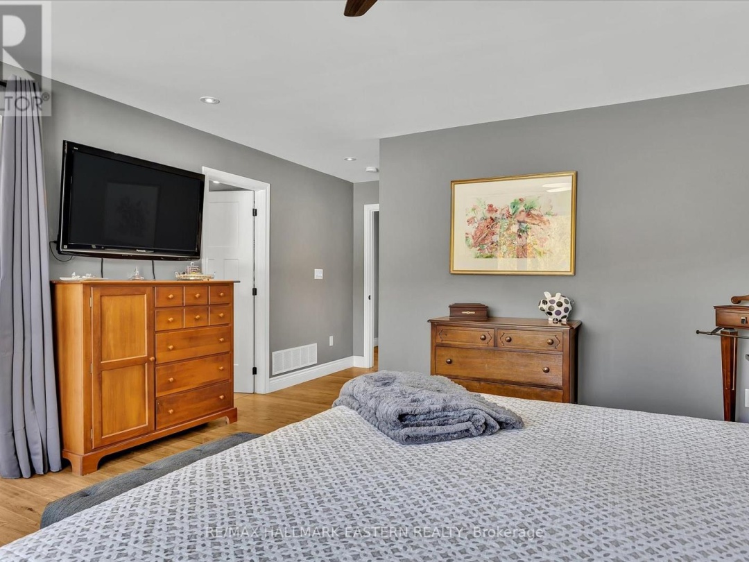 487 FAIRBAIRN ROAD, 