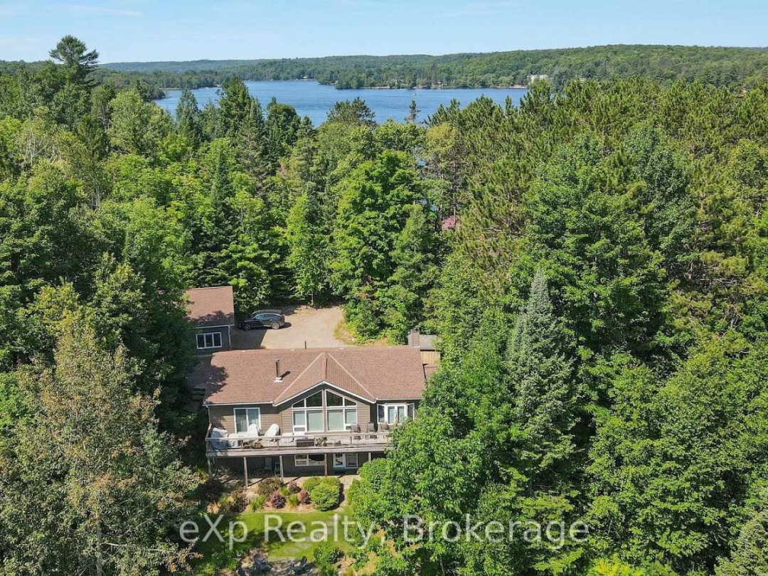 2978 KASHAGAWIGAMOG LAKE ROAD, 