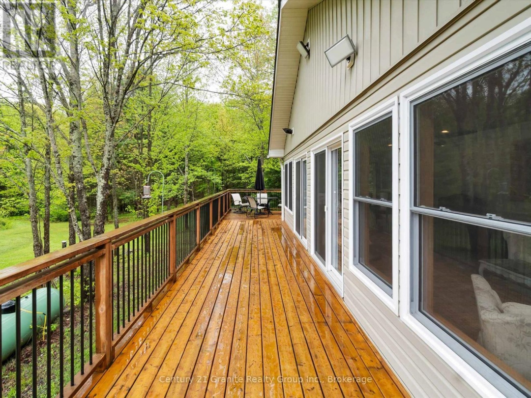 2302 Buckslide Road, Algonquin Highlands (Stanhope)