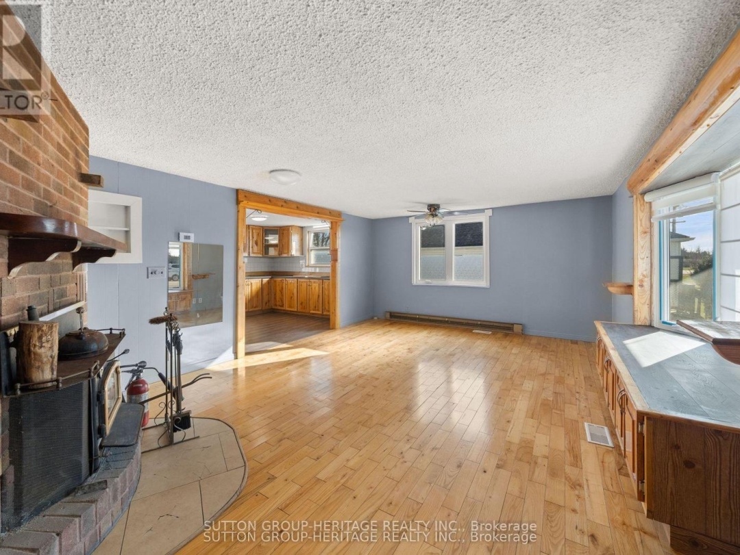 2020 STURGEON ROAD, Kawartha Lakes (Verulam)
