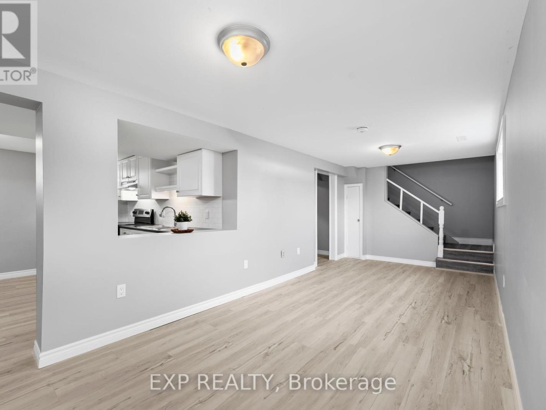 143 WESTMOUNT DRIVE N, 