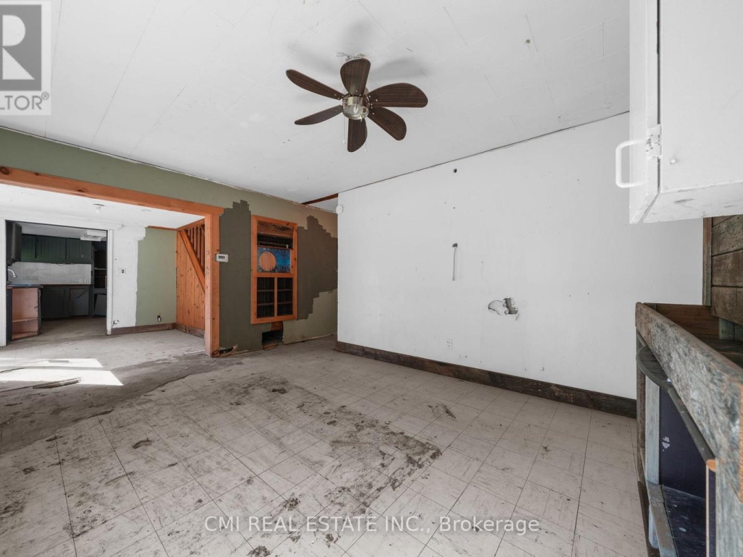 1093 SOUTH LAKE ROAD, Minden Hills (Snowdon)
