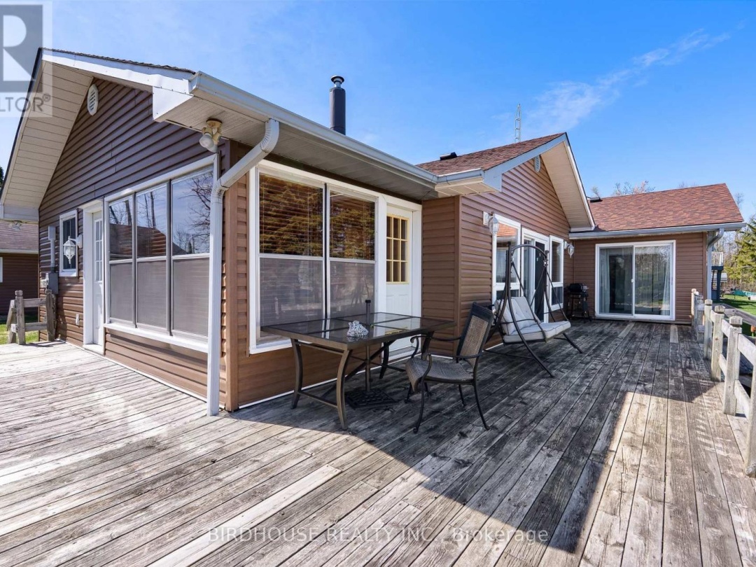 24 GILLIS STREET, Sturgeon Lake