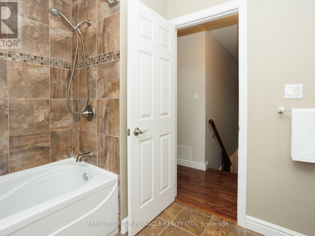 730 THE GLEN ROAD, Kawartha Lakes (Mariposa)