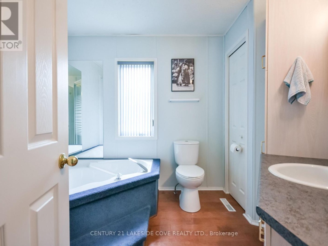4103 LYNN STREET, Severn