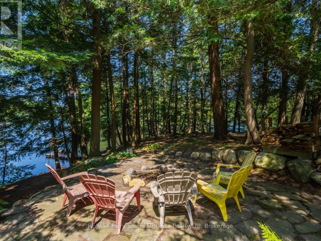 18 MEHARG DRIVE, Manitouwabing Lake