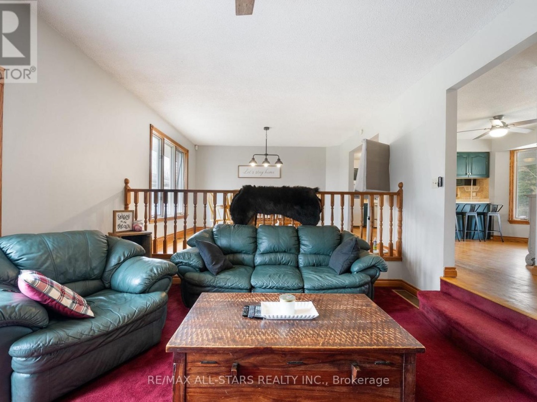 863 LINDEN VALLEY ROAD, Kawartha Lakes (Mariposa)