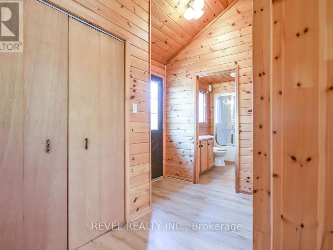 180 LAKE ROAD, Baxter Lake