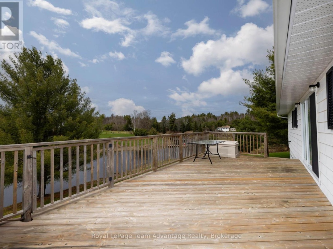 142 BROADBENT ROAD, Manitouwabing Lake