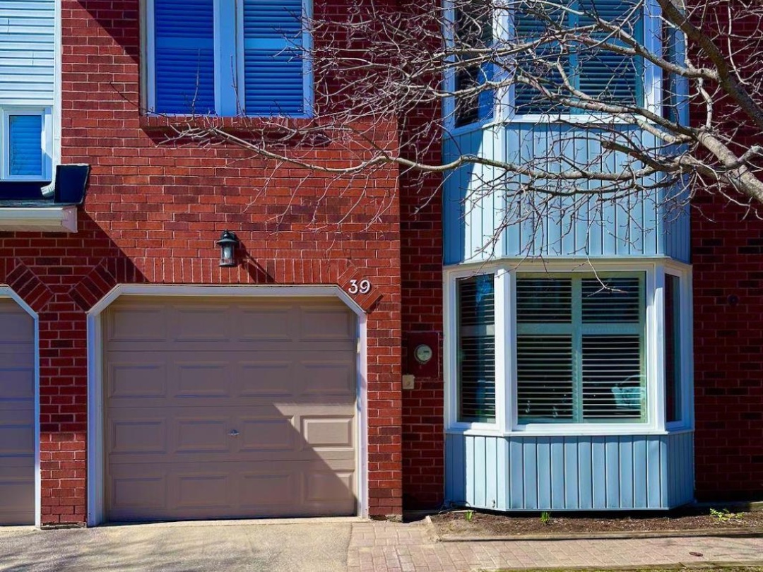 39 SHORELINE DRIVE, Muskoka River