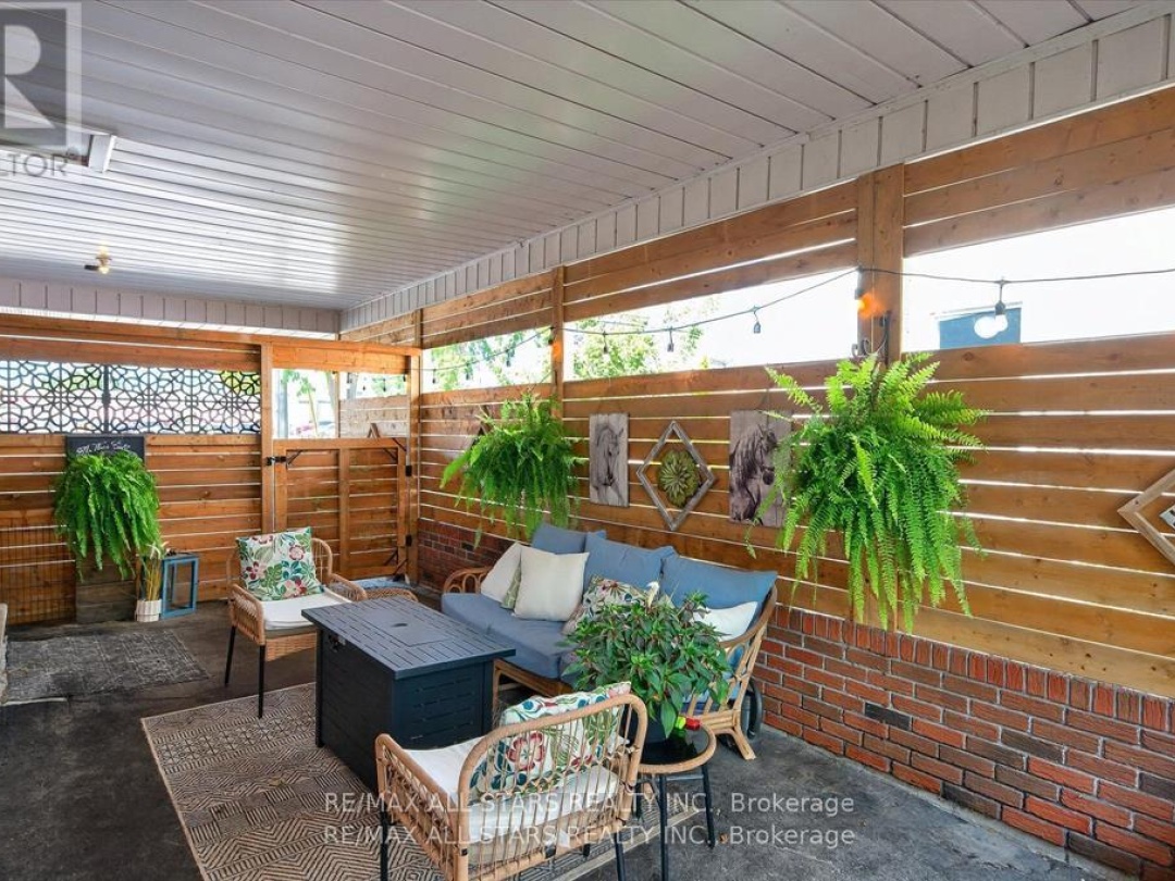 34 WILLIAM STREET, Kawartha Lakes (Bobcaygeon)