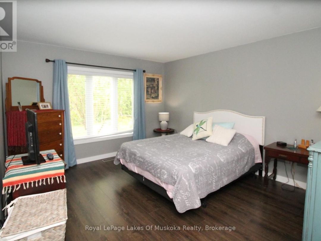 30 Hedgewood Lane, Gravenhurst (Muskoka (S))
