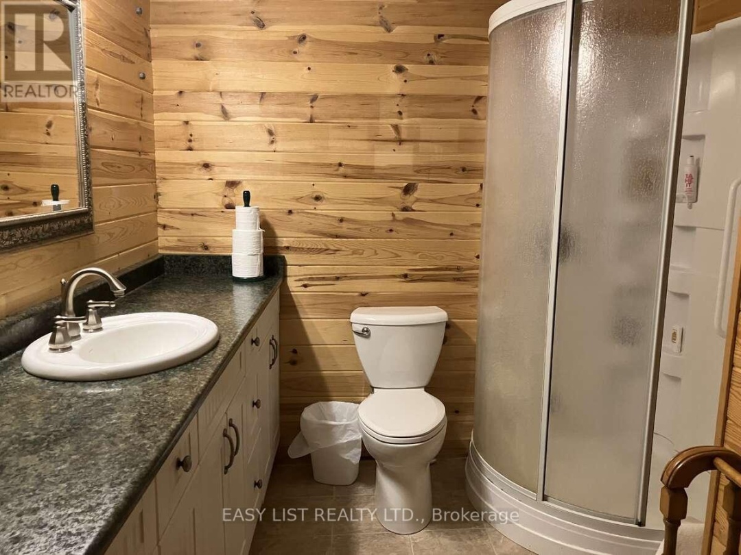 1045 REYNOLDS ROAD, Horseshoe Lake