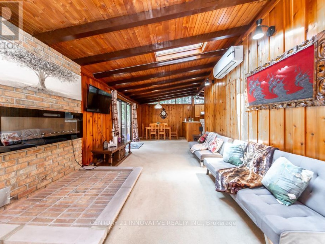 159 MCGUIRE BEACH ROAD, Canal Lake