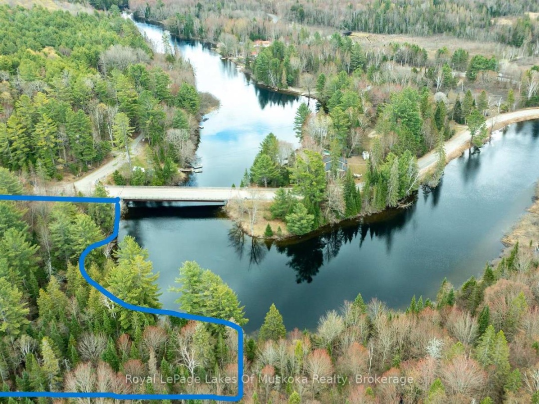 00 CROCKFORD ROAD, Muskoka River