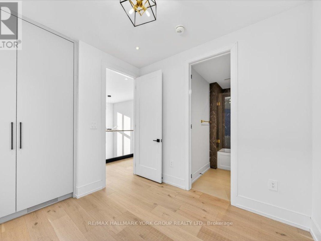 3740 LAKEPOINT DRIVE, Severn (West Shore)