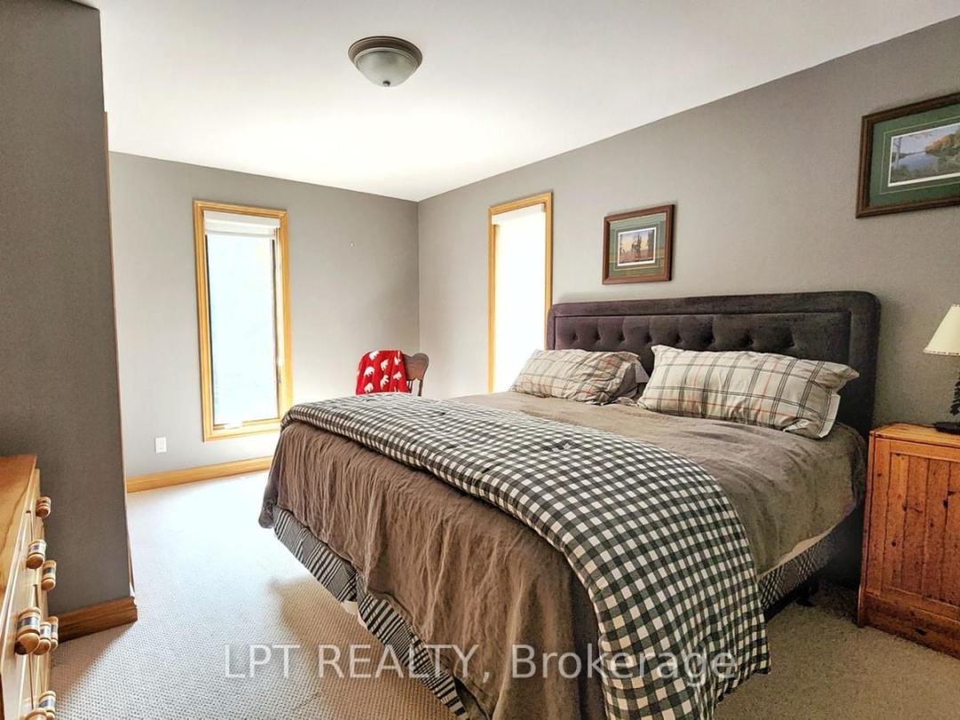 4372 CONNERS BAY LANE, 