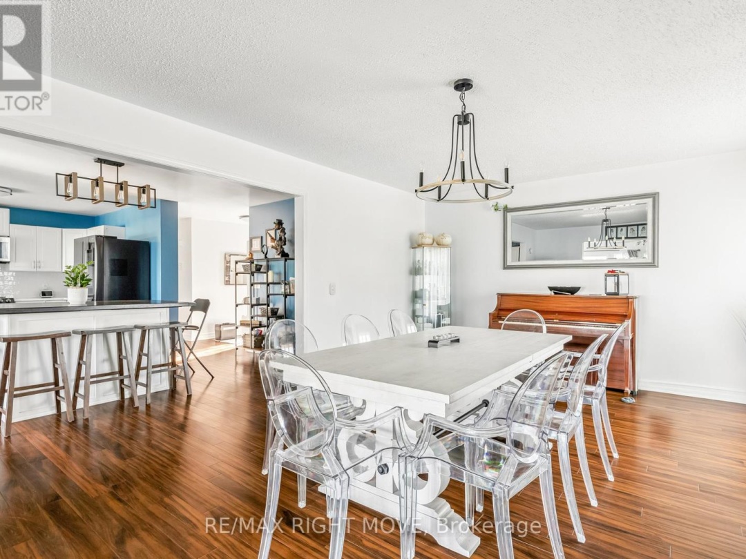 35 CEDAR BAY ROAD, Canal Lake