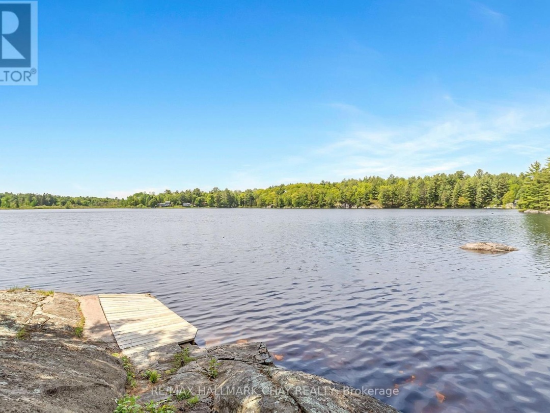 1070 CHAIKOF ROAD, Reay Lake