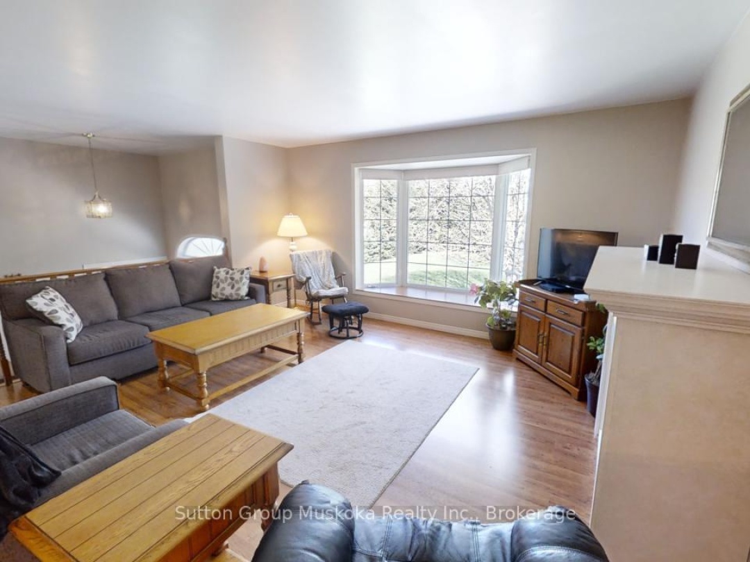 357 RAVENSCLIFFE ROAD, Huntsville (Chaffey)