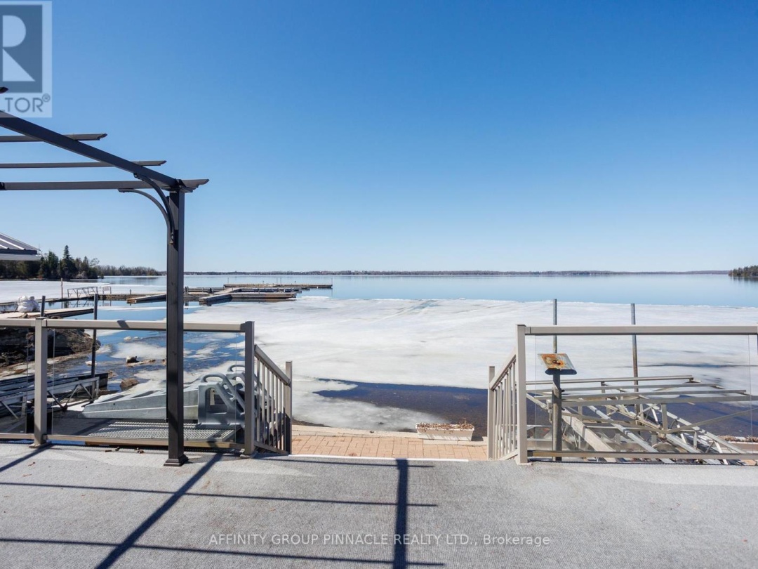 14 ORIOLE ROAD, Cameron Lake