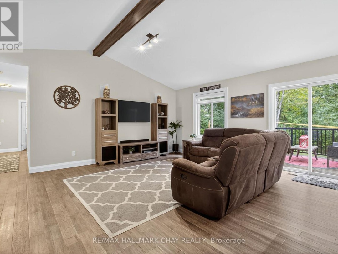 202 VEL-DOR CRESCENT, 