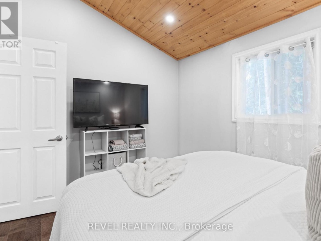 411 LONG BEACH ROAD, 