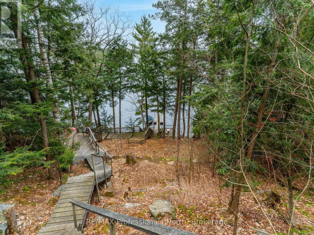 5997 KENNISIS LAKE ROAD, 
