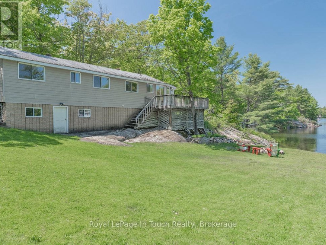 285 CROOKED BAY ROAD, Georgian Bay (Baxter)