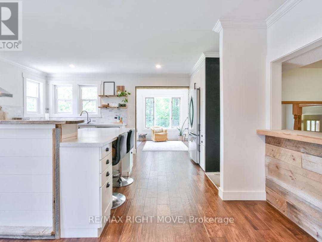 4278 WILSON POINT ROAD N, 