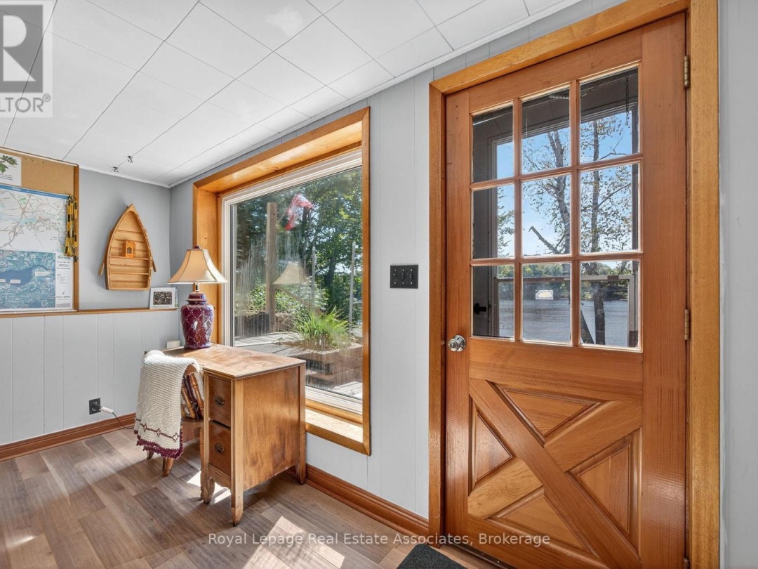 389 FALCON ROAD, Lake Vernon