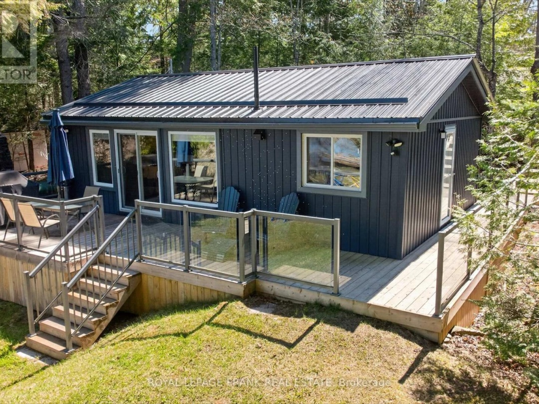 42 SUNSET COURT, Little Bald Lake