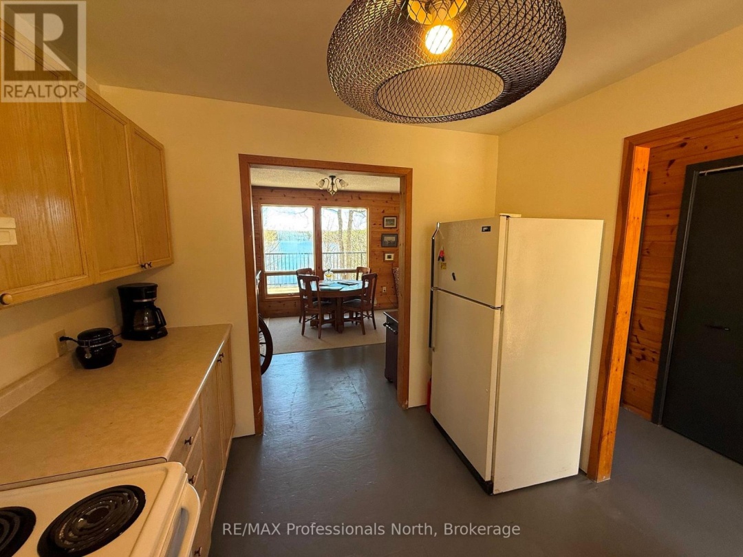 1226 HUBBARD & MONTGOMERY LANE, Minnicock Lake