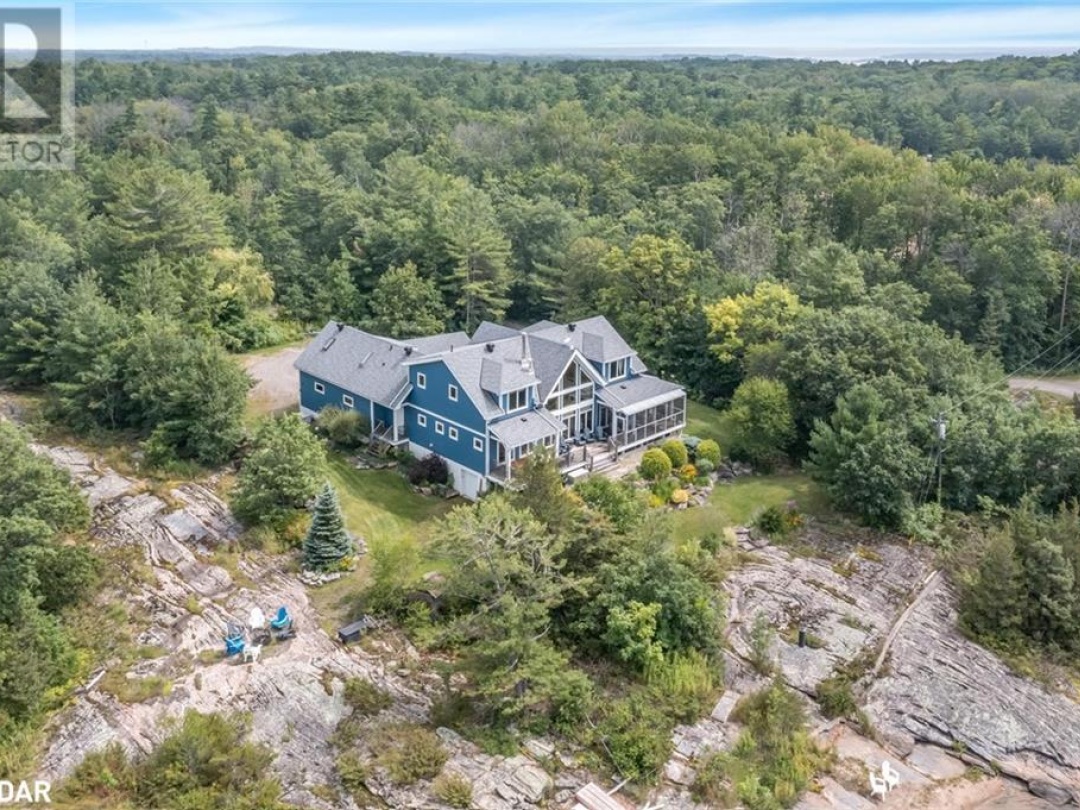 220 Kamenni Bay Road, Georgian Bay