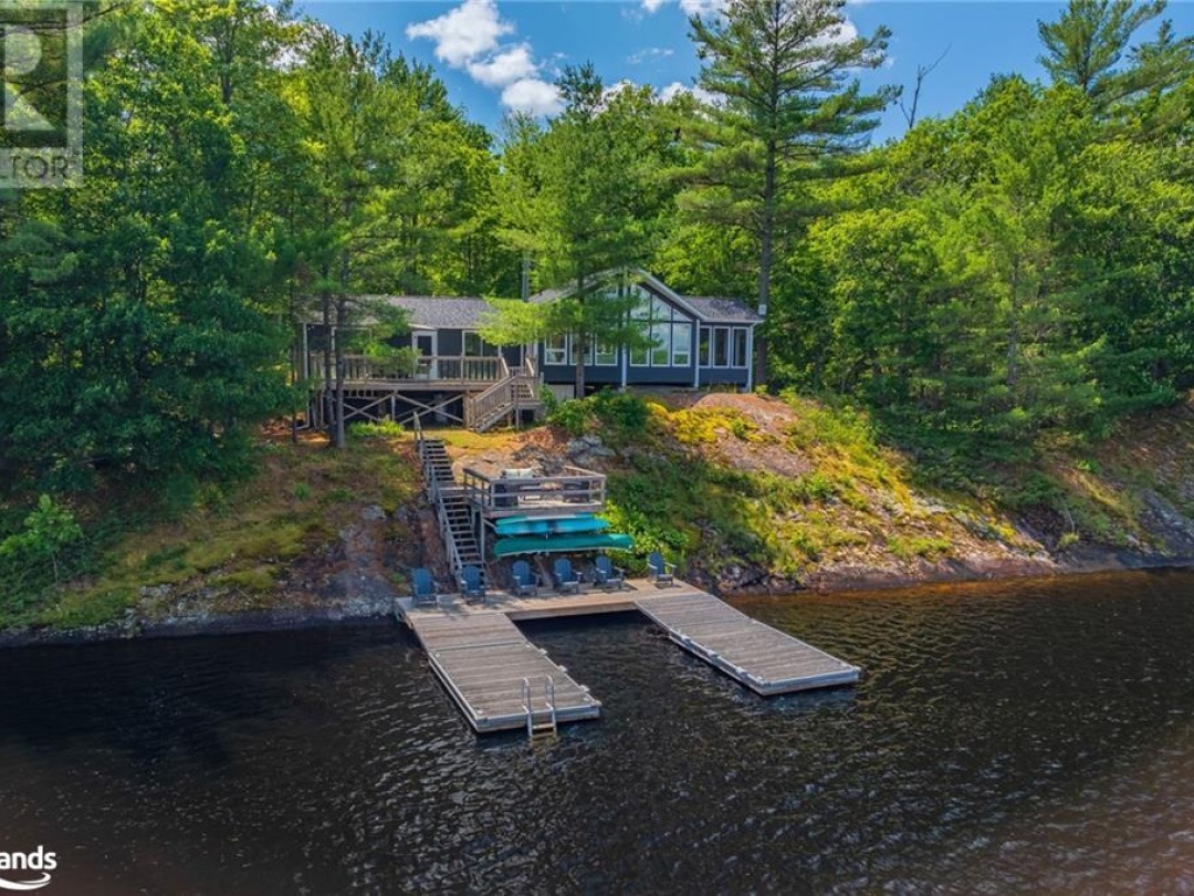 1265 Woodland Drive, Muldrew Lake