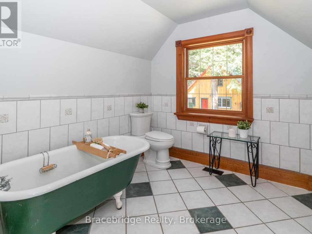 1568 MILNE ROAD, 