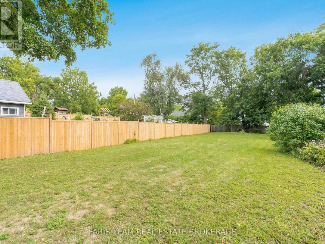 305 OUIDA STREET, Tay (Waubaushene)