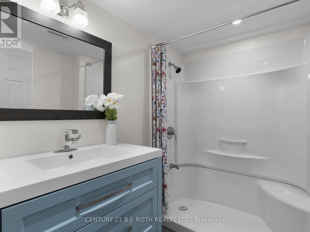 1040 ARTHUR SCHULZ ROAD, Gravenhurst (Morrison)