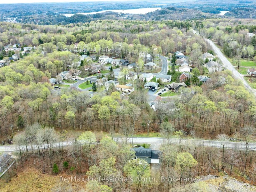 69 YONGE STREET S, Huntsville (Chaffey)