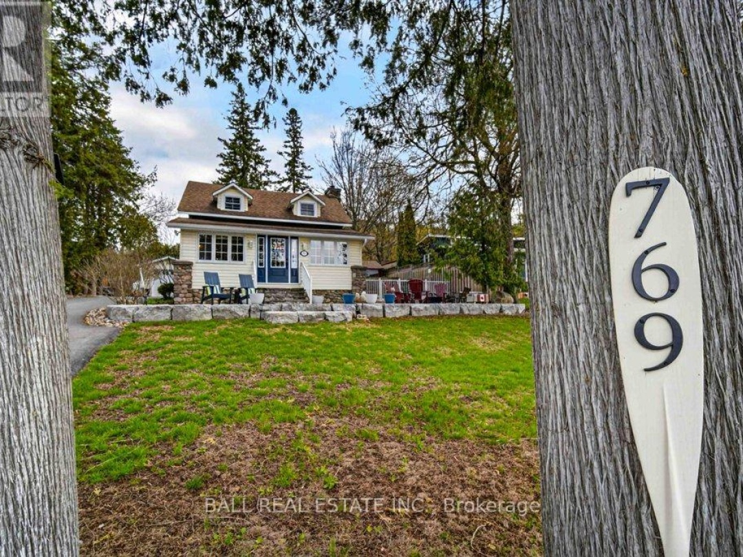 769 CEDAR GLEN ROAD, Sturgeon Lake