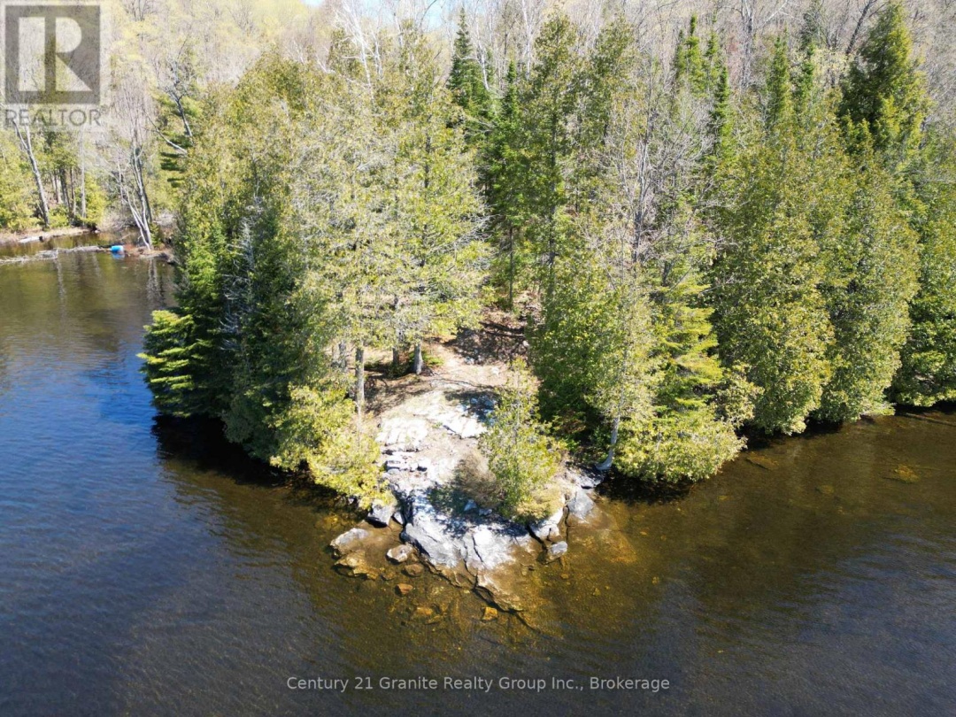 1325 ANDEK TRAIL, Salerno Lake